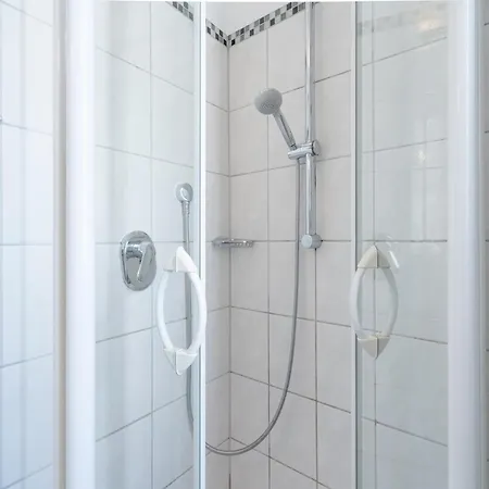 Ostseeurlaub Zu Zweit - In Mit Balkon Apartment Sellin (Rugen)